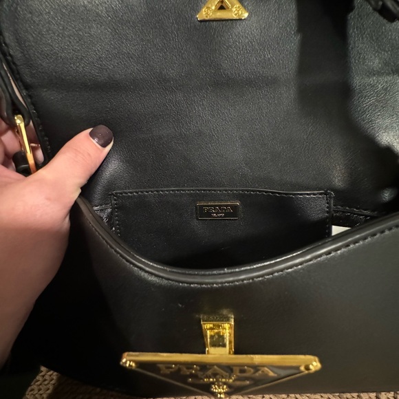 PRADA Leather shoulder bag - Picture 8 of 12